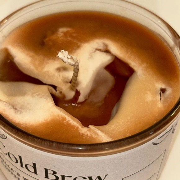 New soy cold brew scented candle - Picture 3 of 3